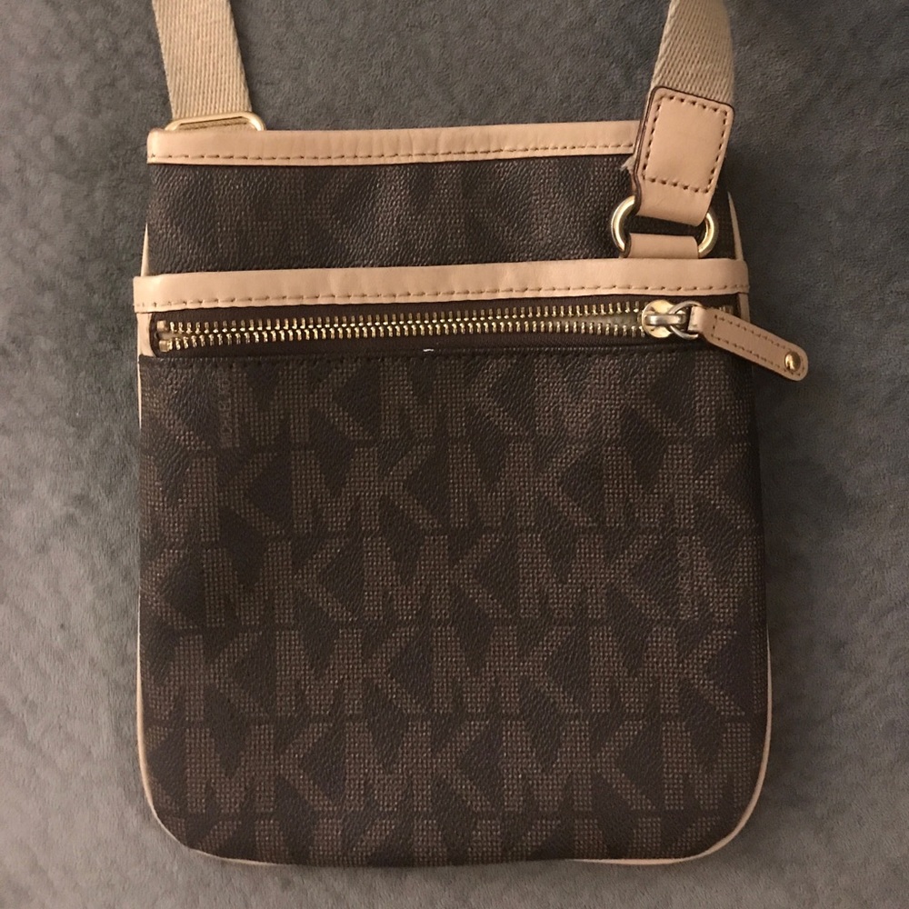 Michael Kors Crossody